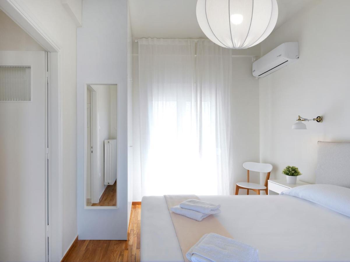 Chalkís Modern Penthouse Overlooking Halkis מראה חיצוני תמונה