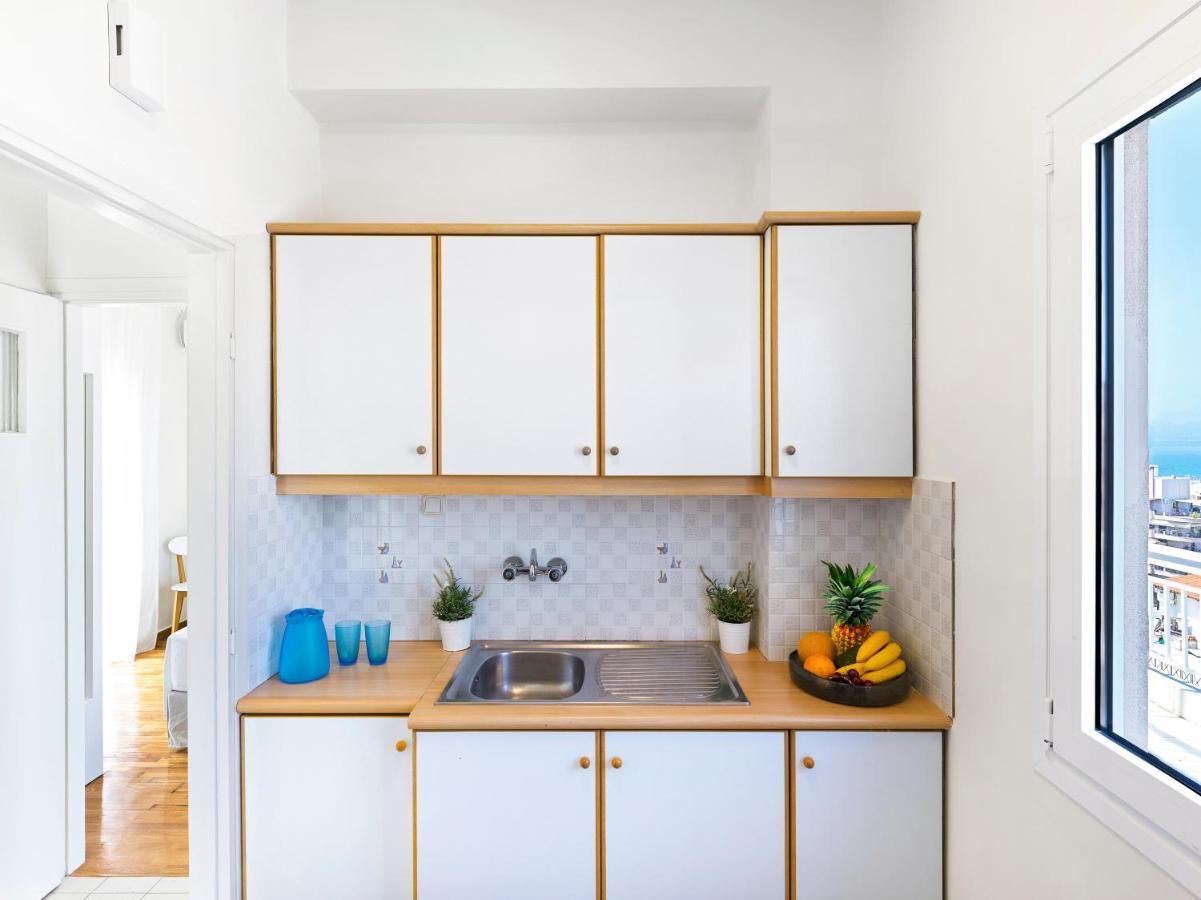 Chalkís Modern Penthouse Overlooking Halkis מראה חיצוני תמונה